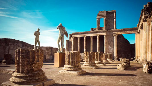 Pompeii excavations Walking tour